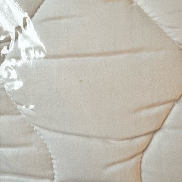 Beautyrest Mattress Pad- White - Picture 5 of 5
